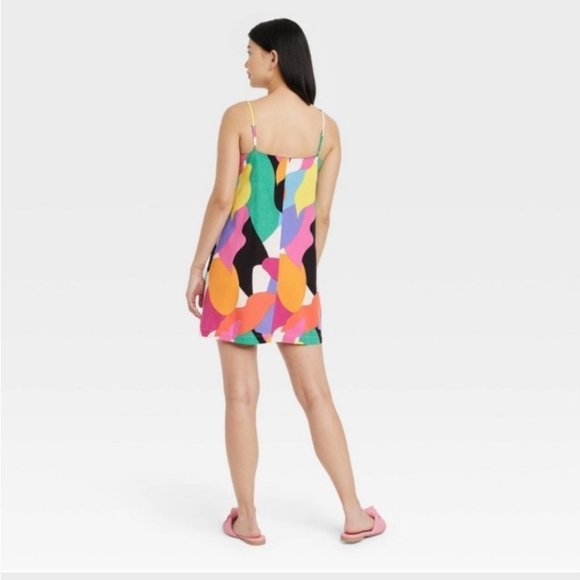 Sleeveless Linen Dress - Picture 3 of 7